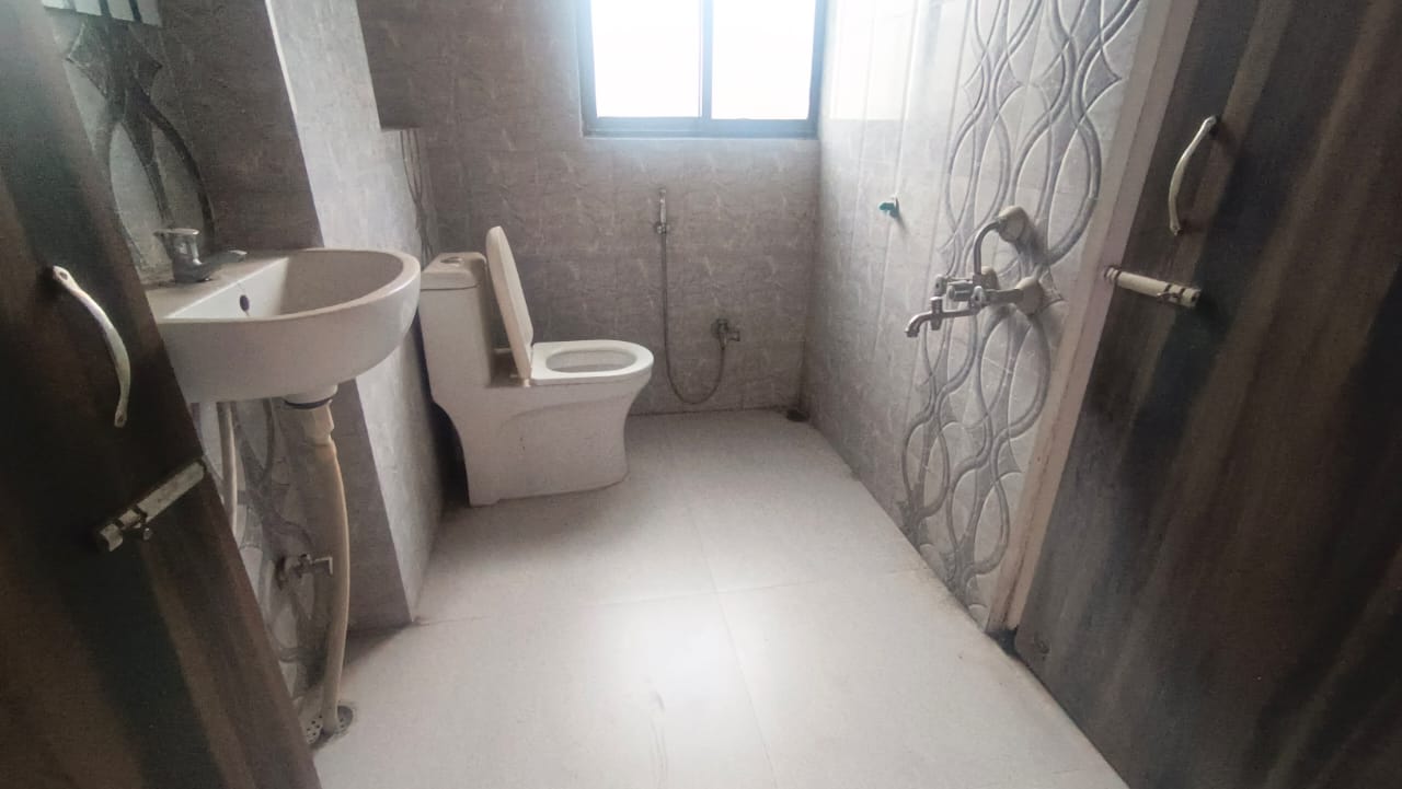 Unfurnished 3bhk in Survey (Beltola), Beltola Tiniali, Guwahati, Assam, India for Rent